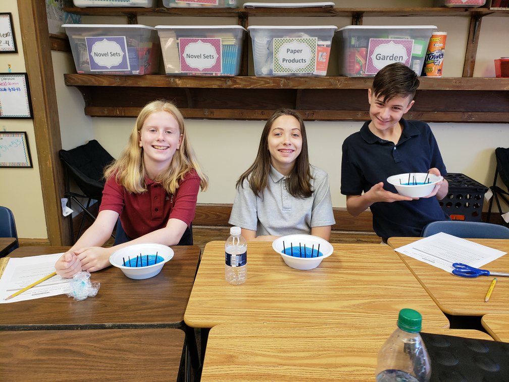 KnightsofFaith1's tweet photo. 6th grade is having fun using jello to learn about seismic waves in science class today. https://t.co/0C7nG9ASbN