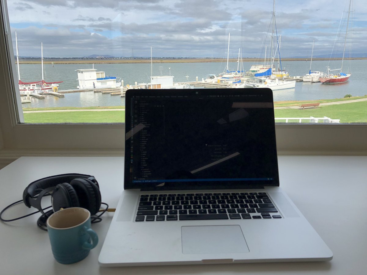 snehalshahr's tweet image. Just the essentials:
1. Espresso
2. Headphones
3. Laptop
4. And a beautiful view 
Let’s get this cracking. 💻⌨️🔨🔧
#WorkBoard #WeAreHiring