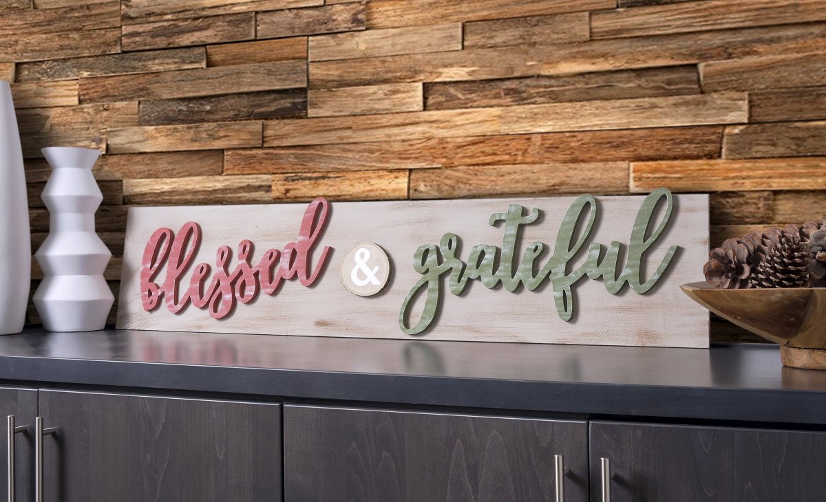 diycandy's tweet image. Feeling blessed and grateful this year? We found some awesome supplies to make a chalk paint Thanksgiving sign to express how we're feeling. Learn how to make it here: diycandy.com/farmhouse-than… #GorillaTough #GorillaOfCourse #ad
