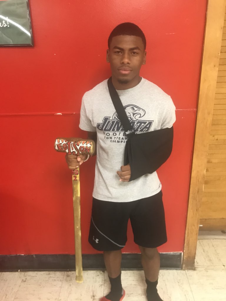 CoachJackow's tweet photo. Week 4 hammer award winner Josiah Smith-Velez ...3 Rec 127 yards 2 TDs in one half! Outstanding individual effort to help our team get the W last week...get healthy JO-JO!! #2 https://t.co/TfXe3utDzx
