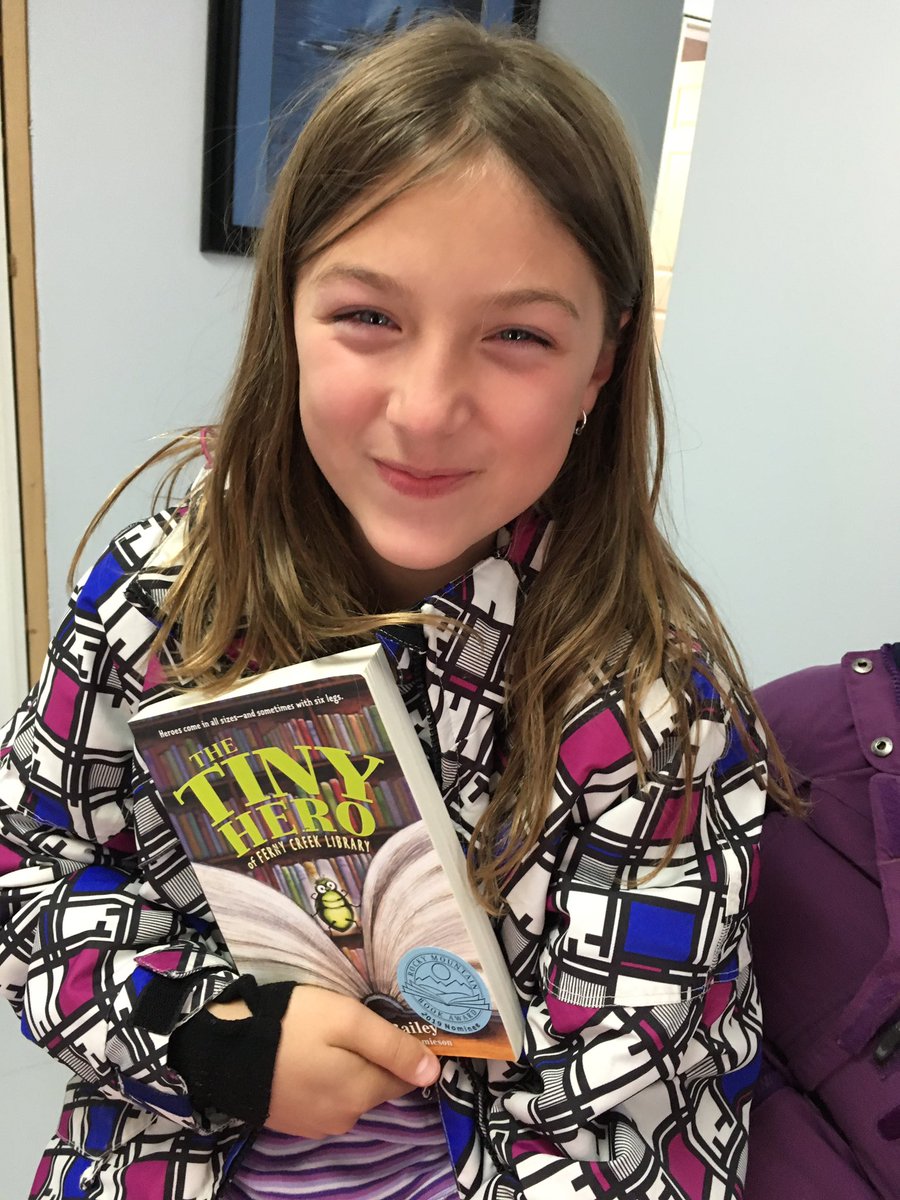 Class4Gressler's tweet photo. So excited! My grade 4s from last year won a complete set of books from Rocky Mountain Book Awards to share with their library! Let the reading begin...#wildroseschools #rockymountainbookawards https://t.co/loDeCWEOWg