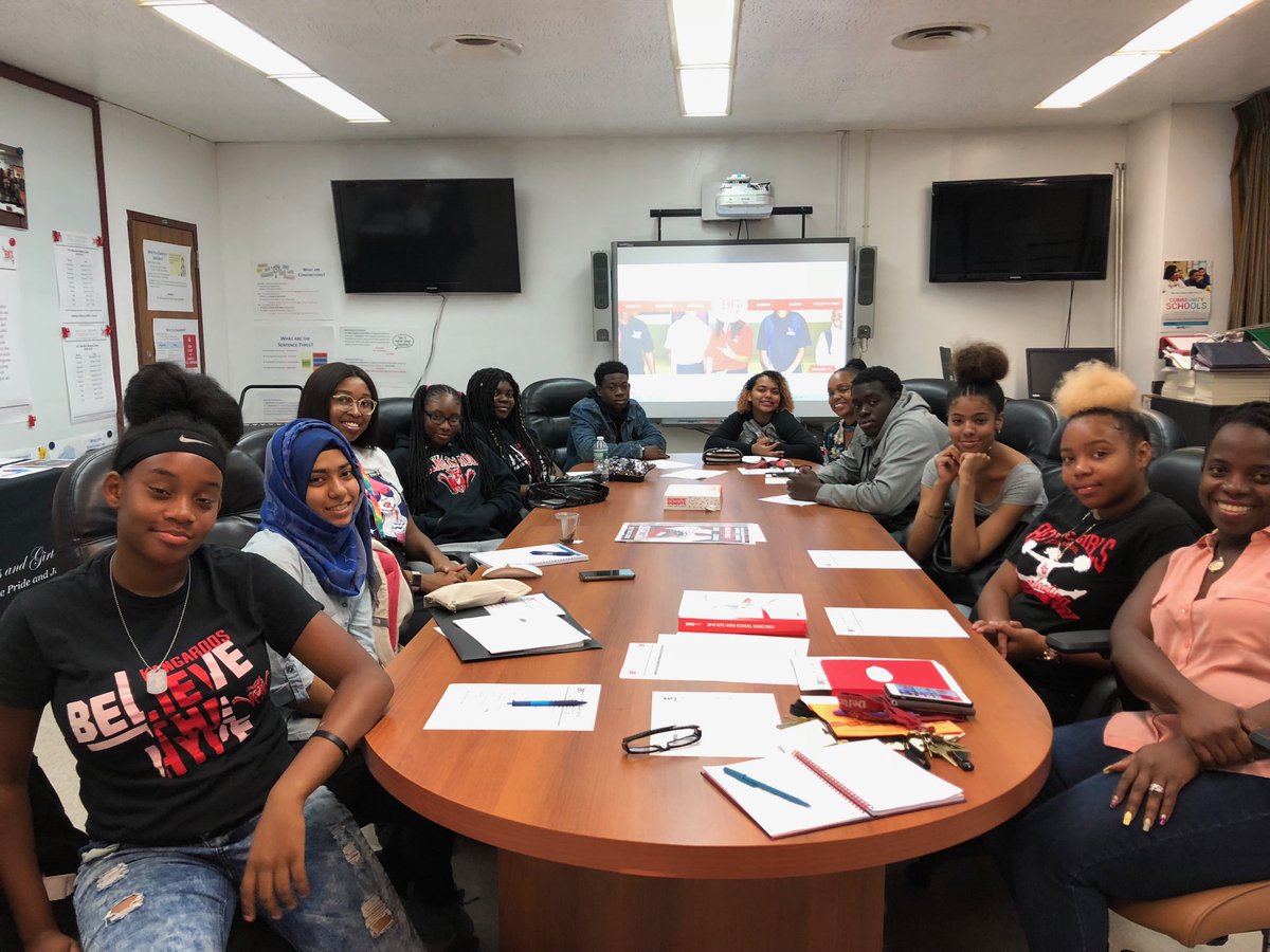 GrecianWalker's tweet photo. Another amazing meeting with the Boys and Girls High School Student Government.  Great collaboration with youth leaders ready to use their voice to transform their community.  I am so proud of them! ⁦@PLFROSS⁩ ⁦@SuptKarenWatts⁩ ⁦@TPaulin_FSL⁩ https://t.co/84Bnxcw6VC