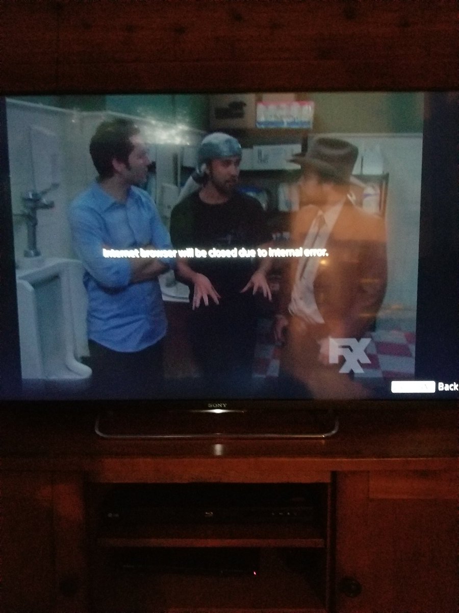AaronVaiden's tweet photo. 3 straight months of "internet browser will be closed due to internal error." Seems like @hulu @hulu_support is just collecting the money and not delivering on their end. https://t.co/5UcuMXyk4B