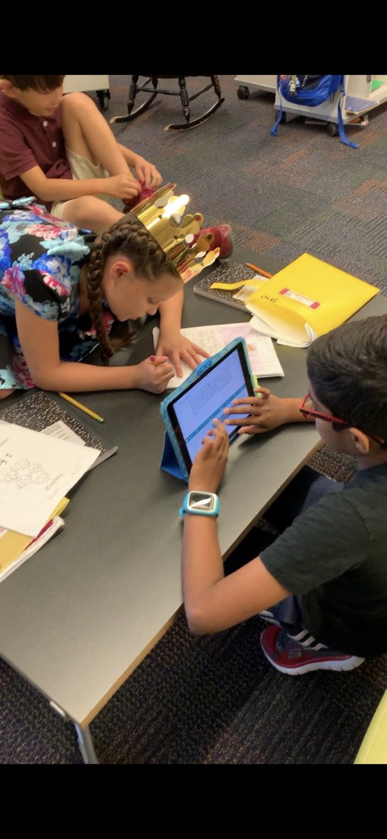 MissSweitzer2's tweet photo. Miss Sweitzer’s 2nd Graders &amp; Mrs. Zipfel’s 5th graders sharing their writing! 2nd graders learned so much from the 5th graders like what a published piece of writing looks like, how to look up words they don’t know how to spell, &amp; they even got help with editing! #LearningToFly https://t.co/oh1ZNpyE2a