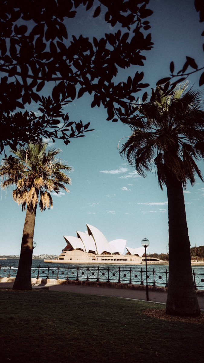 jonathanbertin's tweet photo. TOURNEE DE FONDS D'ECRAN MADE IN AUSTRALIA 🇦🇺

Pendant mon voyage en Océanie, j'ai eu la chance de photographier les grandes villes Australiennes. Je vous ai regroupé mes plus belles photos au format fond d'écran, j'espère que ça vous plaira ! 📸💥

ig: jonathanbertin https://t.co/hXQ9gQIT0y