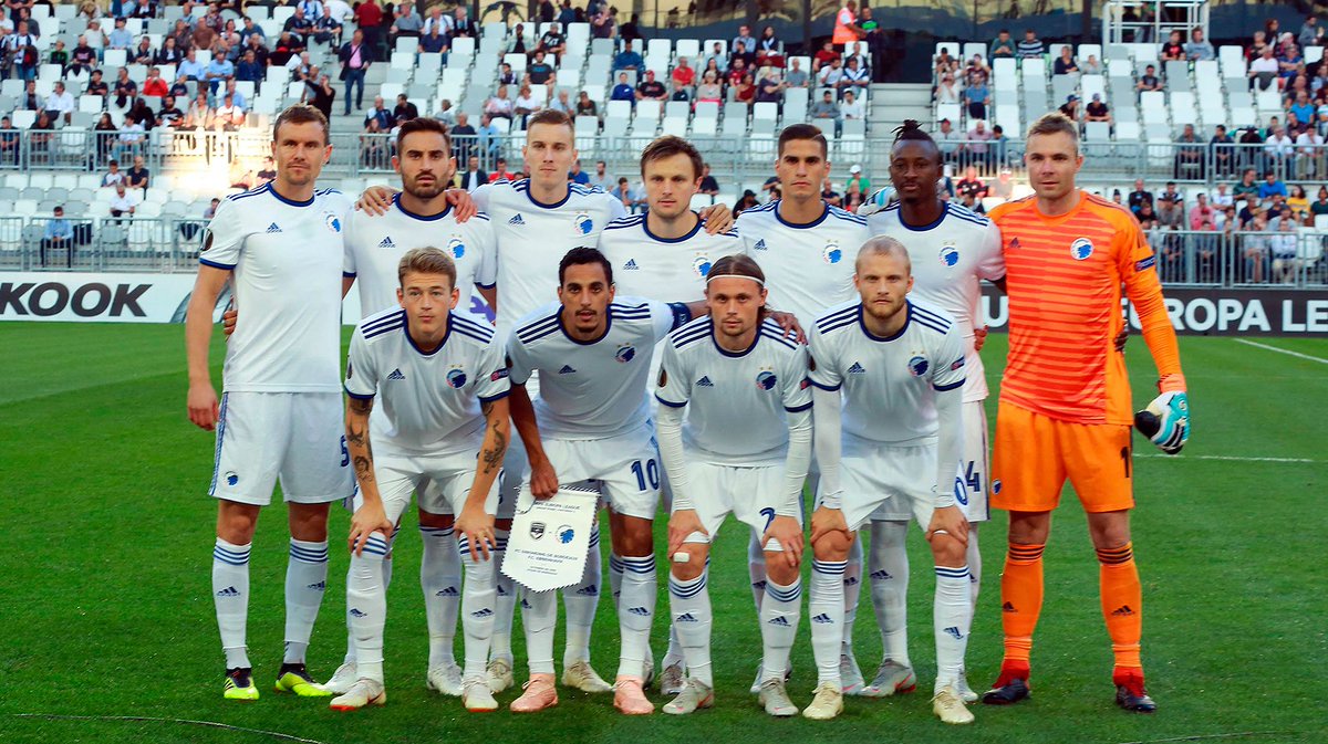FCKobenhavn's tweet photo. Ståle: En fantastisk præstation! Man skal have lidt held og marginaler, hvis man skal vinde sådan en kamp, og det havde vi i aften. Det kunne være gået begge veje. #fcklive #borfck #eldk https://t.co/ONXUNqwJt9