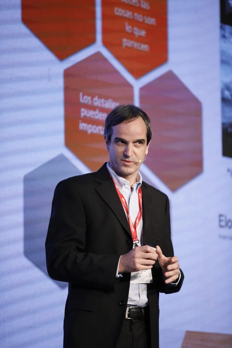LogicalisLATAM's tweet photo. "Muchas veces no hay una separación clara entre IoT y casos de automatización." Oscar Nicasio, Gerente de Innovación Logicalis Uruguay. #TICF2018 https://t.co/9f7WK31tto
