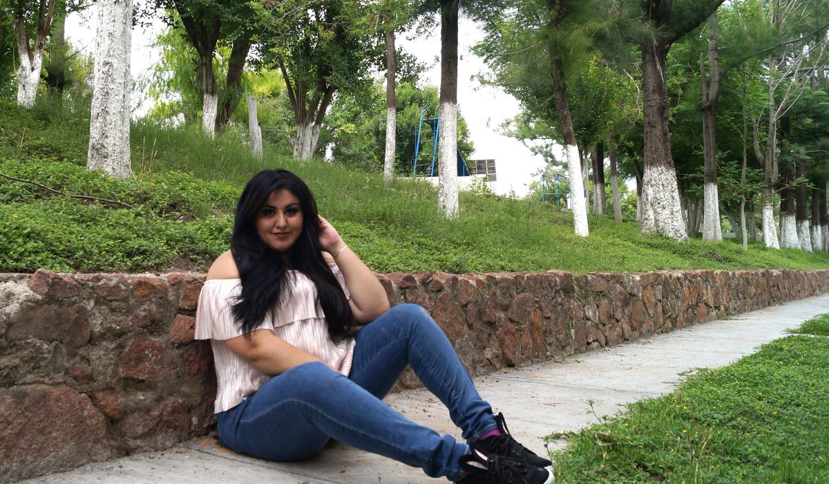 Kenypop53's tweet photo. Felicidad π #plussize #curvy #fashion #photoshoot #curvymodel #youtube #kenypop #longhair #curvypround #mexicana #vloger #acitude #mexico #moda #makeup #videos #gordibuena #loveyourbody #loveyourself #tutoriais #happy #love #gordita #amomiscurvas #sanluispotosi #felicidad https://t.co/t5ctrkezpk
