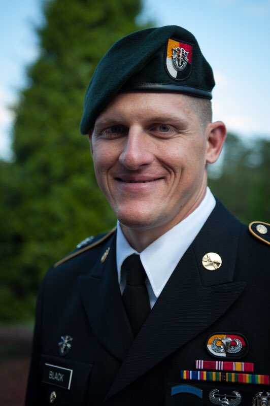 op_hawkeye's tweet photo. 10.4.2017 ~ SSG Bryan Black 🇺🇸

#OpHawkeyeRemembers #BryanBlack #3rdSFG #SOFmedic #RangerTab #PurpleHeart
#DeOppressoLiber

📜 https://t.co/NSQ34eLl8S
🎥 https://t.co/uFzwt9VpIv
📰 https://t.co/BkMYEesJFQ
📰 https://t.co/y3pcj00tRo
📰 https://t.co/ZfJjFTKthI https://t.co/7ZMpWBUAM5