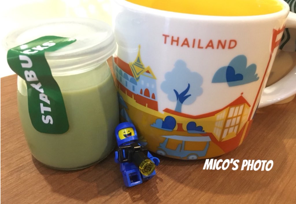 MLimquico's tweet photo. Benny goes to Thailand #legobenny #legominifigure #starbucksmugcollection #legolover #thailand #PhotographyIsLife https://t.co/eoZhyPrF10