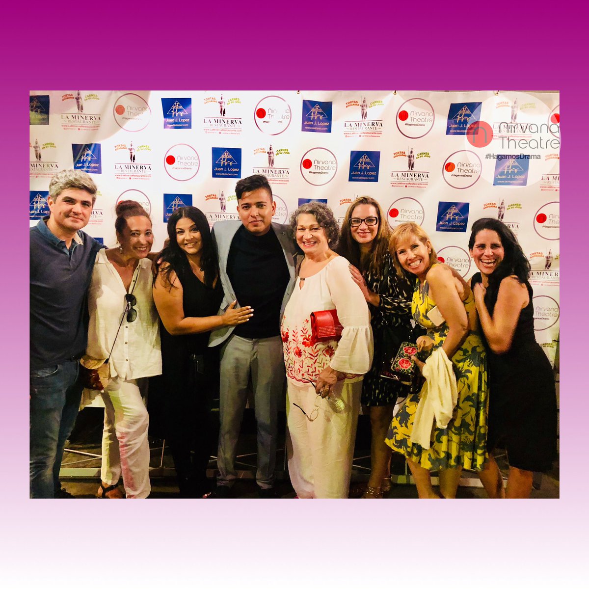 NIRVANATHEATER's tweet photo. Medios de comunicación, escritoras, directoras, actrices es el público que nos visita cada noche en #DesAFECTO ÚLTIMAS PRESENTACIONES OCTUBRE 5, 6, 7, 12, 13 y 14 #HollywoodEnEspañol https://t.co/fdO5xP3hzI