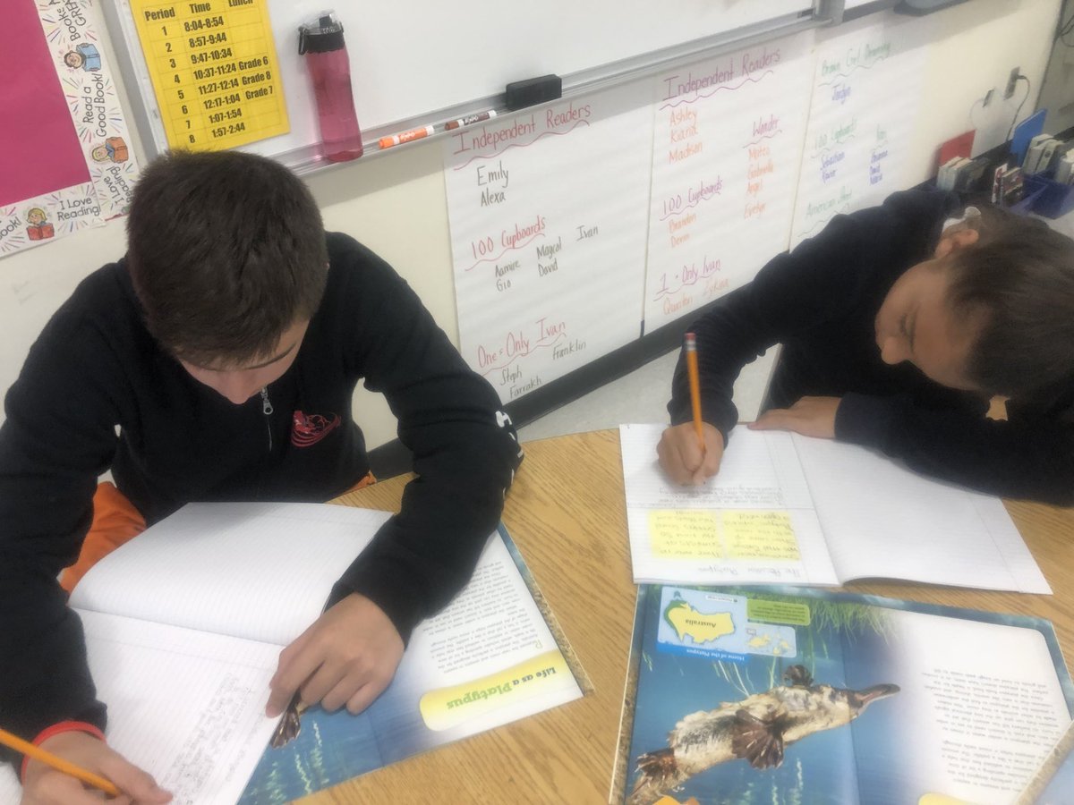 MrsClarkReads's tweet photo. Stop, jot & read! We’re making meaning one jot at a time! #wearereaders #monitoringformeaning #comprehensionrules #stopandjot @OssiningSchools @amdrocks @craigdreves @PrincipalAMD https://t.co/88Th5bhQ7I