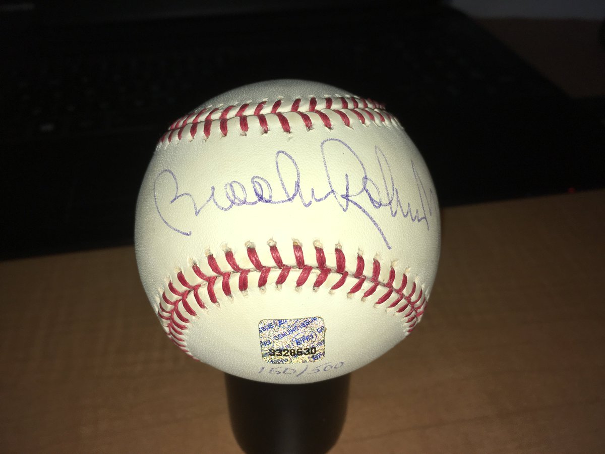 lanc_supcap3841's tweet photo. Some certified by Topps and Playoff Absolute signed balls @LFTimes_sports @Markhoyle4 @BaseballMark15 @CHUCKVANHORNE @JPBeast7 @wthballs @autographblog @A_A_Autographs @jca53057 @ChrisGaikwad1 @vegitojedi @Topps #autographedbaseballs @jimmy_bayless @JJ_Alcaraz @miketrout_cards https://t.co/5u3SBRPGMB