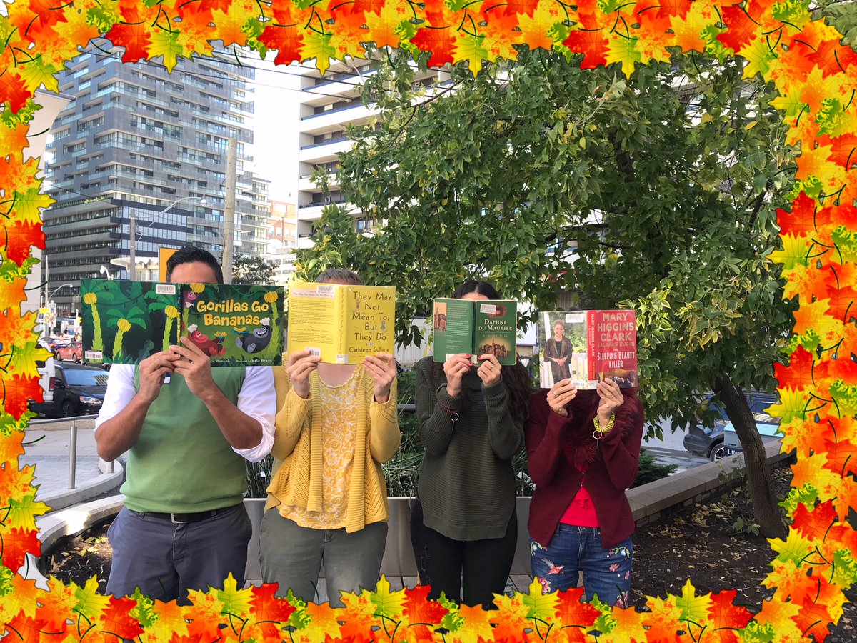 TPLNDistrict's tweet image. Fall into a good book, friends 🍃🍂🍂📗📙📕 #fallintoreading #autumn