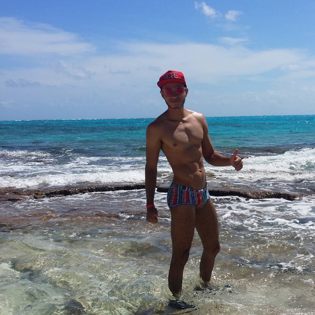 Ccamilocyrus's tweet photo. TBT 🔥👊🏾 #fitness #sixpak #pack #malhado #sarado #jock #webcamboy #camguy #sexymale #sstevenmoon #bisexual #malecams https://t.co/7YK1L5P9eC