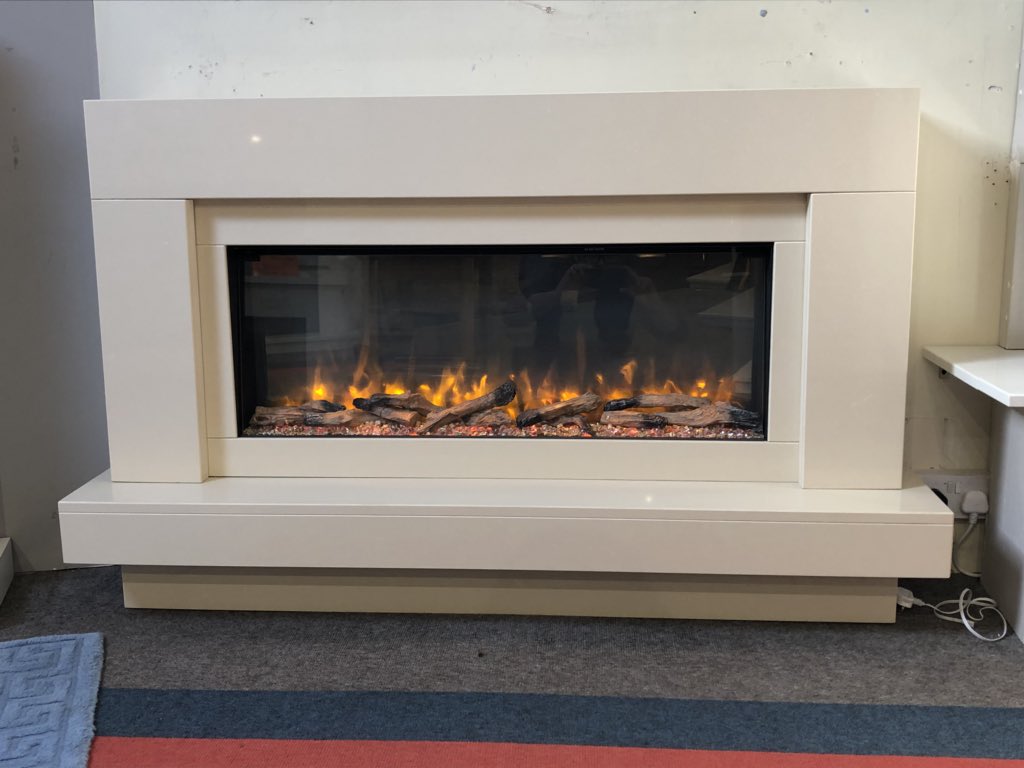 JasJackson_CJ's tweet photo. Toasty fires in all types of fuels @acpuddlefires #infinityelectric #firelinestoves #woodtec https://t.co/Pd6GqVSvYh