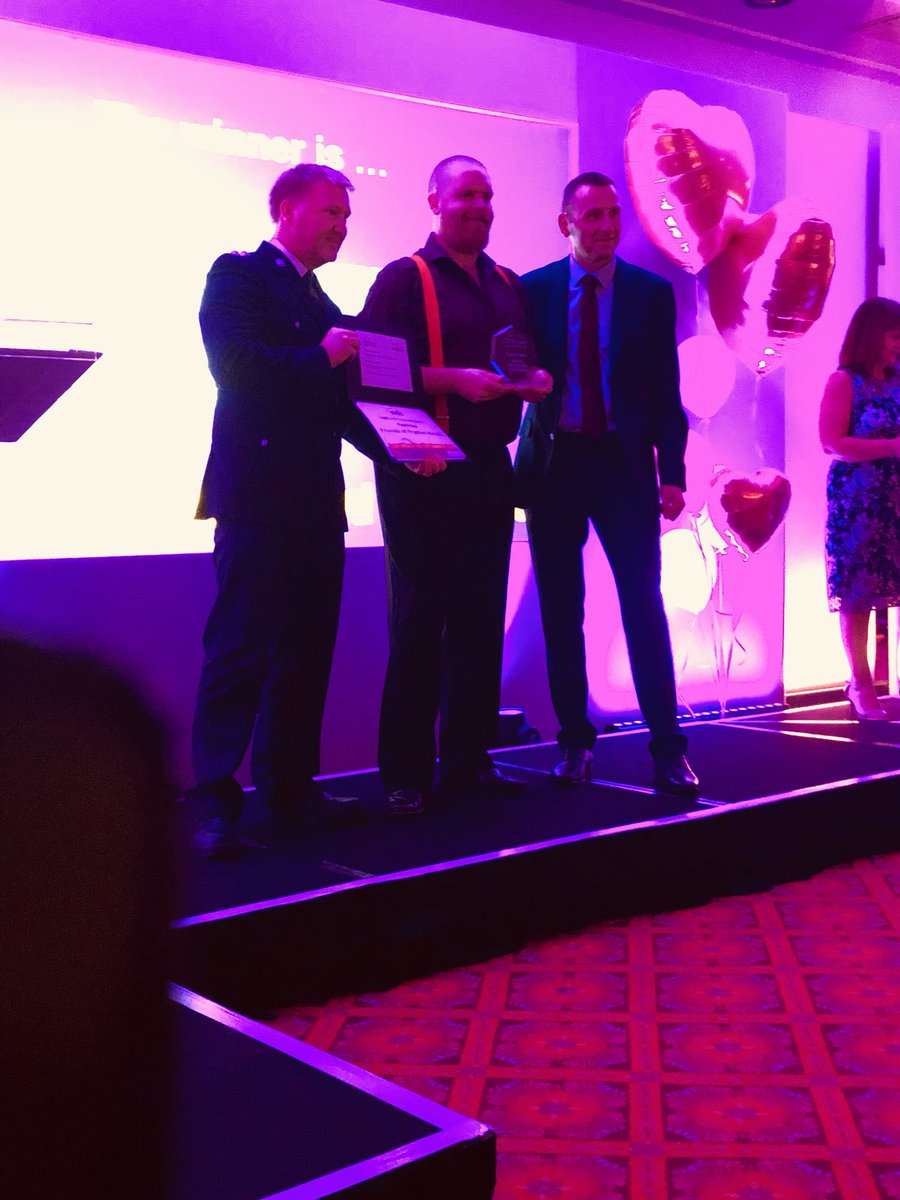 andy_giblin1's tweet photo. Sam Scott proudly handing out awards at the WDH Love where you live awards. Well done to all the winners. @Hort_Sodexo @AlexMcLauchlan1 @gazbackhouse @JamesLloyd99 https://t.co/z5RjjZchSr