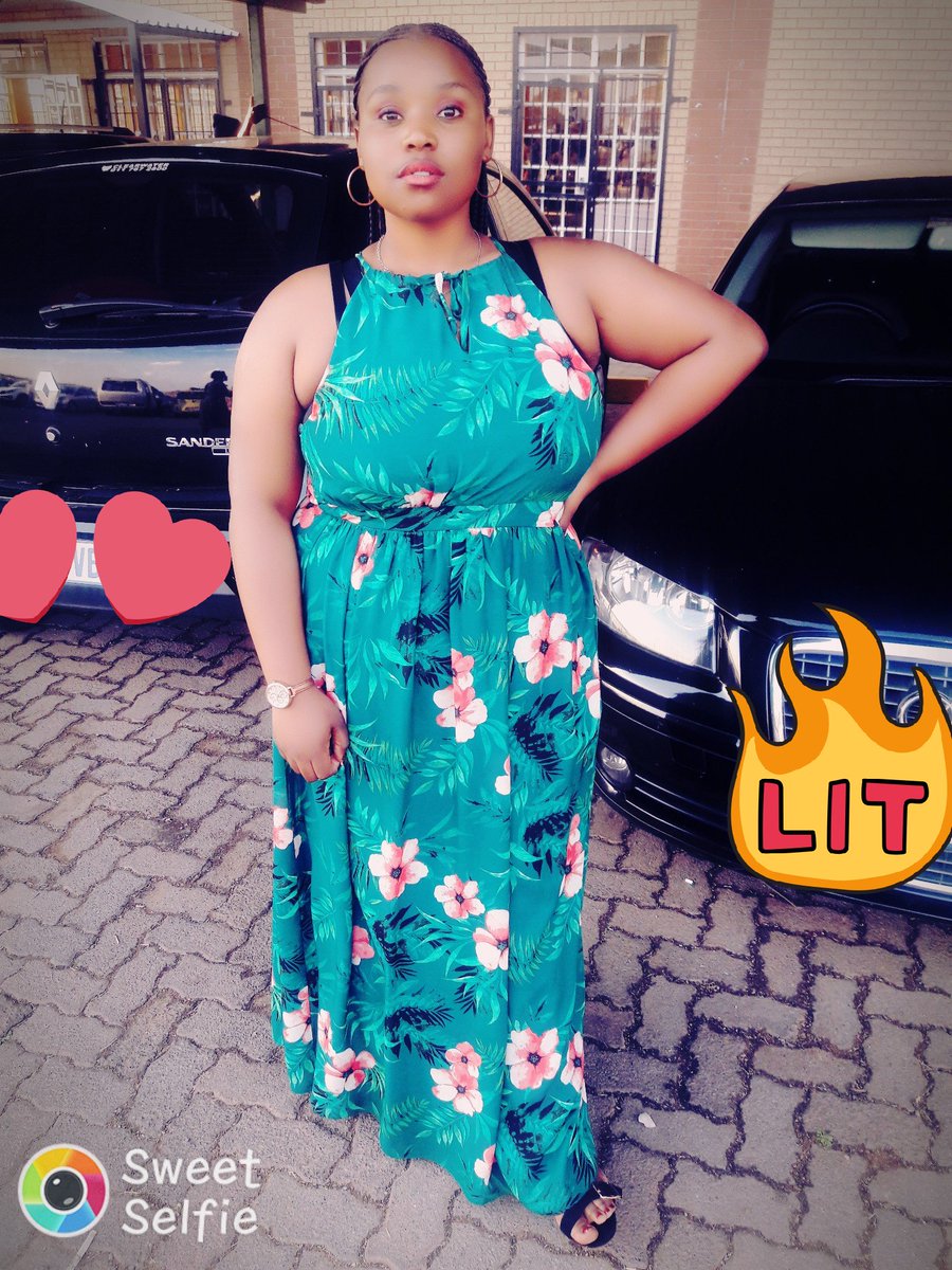 MinkieLeeray's tweet photo. MinkieLeeray🖤
❤️
💜
💖
🖤
💛
❤️
💚
💓
💙
#iamaqueen
#beautyinside
#fearless
#plusfab #plussizemodels https://t.co/RzLoxF0iTn