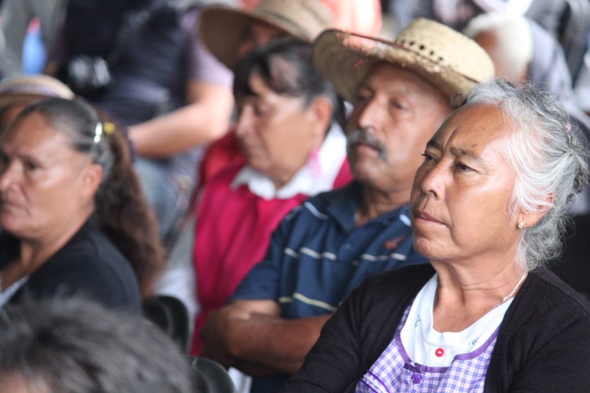 DanielRolandoJ's tweet image. El gobierno de @omarfayad refrenda su compromiso con nuestros migrantes, hoy a través del programa del 3x1 para migrantes se está beneficiando al municipio de #AtotonilcoElGrande con la construcción de un sistema de agua potable en el paso de Amajac.