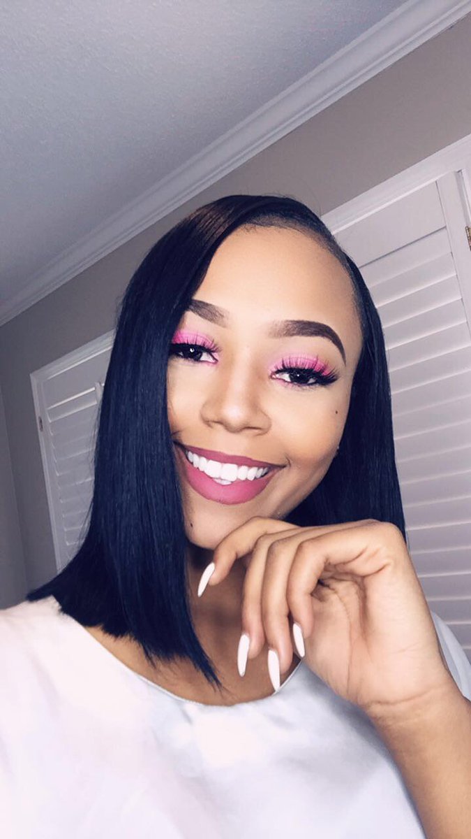 LolaGee8's tweet photo. When you on yo way to the top sometimes you gotta leave folks 🤞🏾💕 -@KWONY_CASH https://t.co/oOzkb12dLi