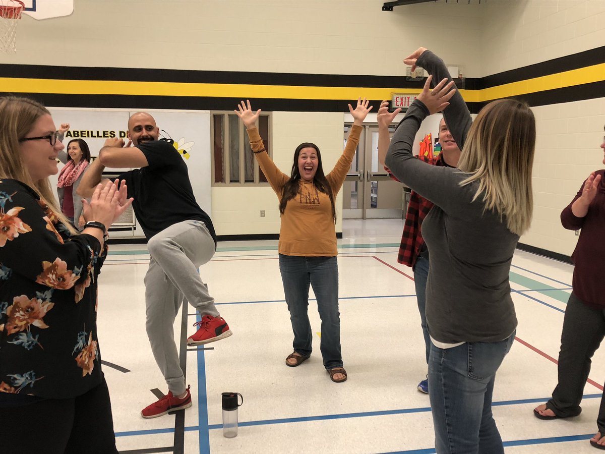 Que font les membres du personnel lors des journées pédagogiques? Des tableaux vivants! #Rassembléspourlaréussite