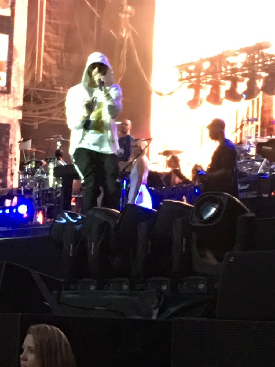 <a href="/slimsconscience/">Jason From Miami</a> Oh me too I was right there at the front 😍😍😍