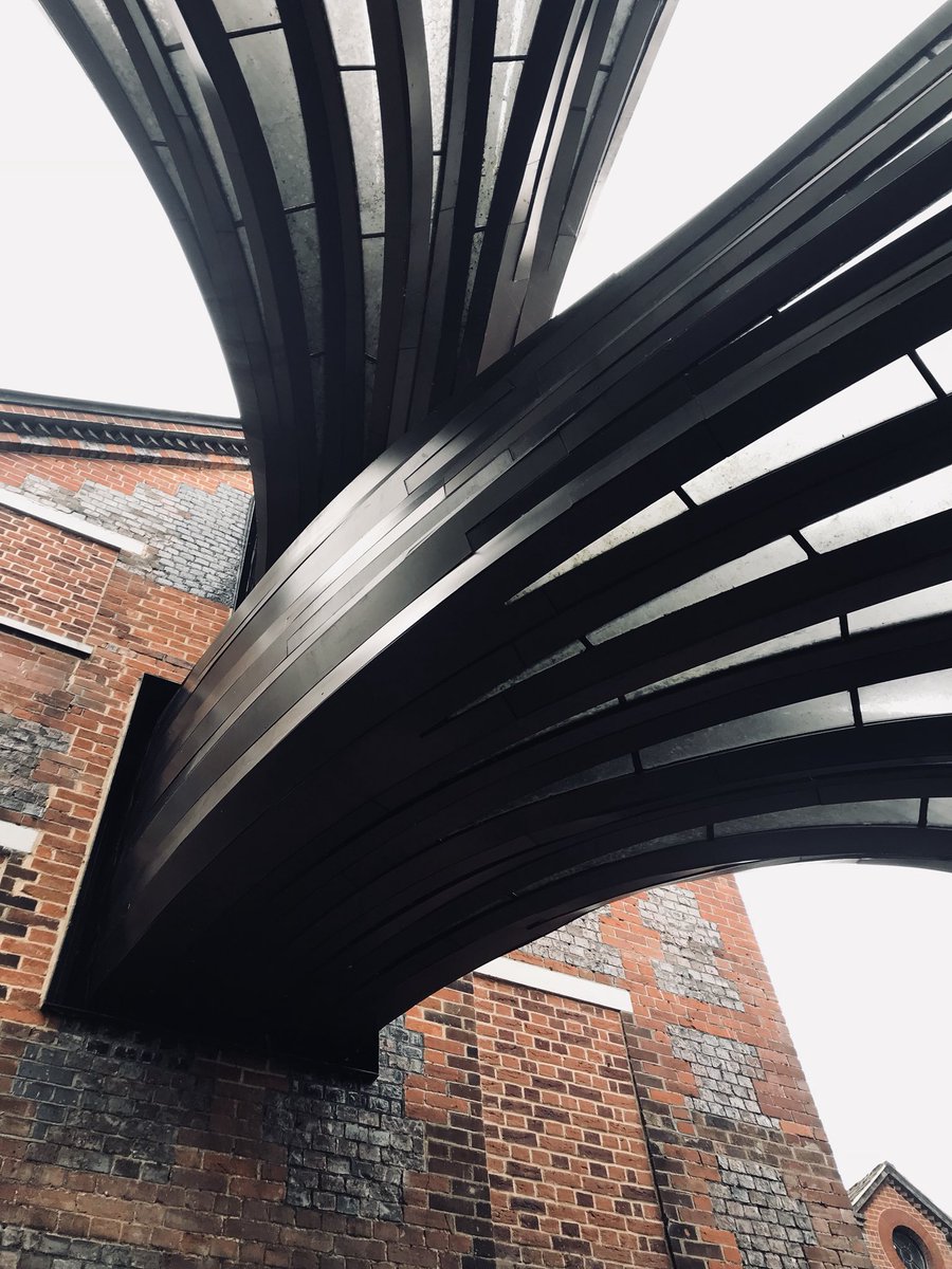 sarah_ellen_d's tweet image. Great fun learning all about gin at the home of Bombay Sapphire @homeofbombay #bombaydistillery #laverstokemill