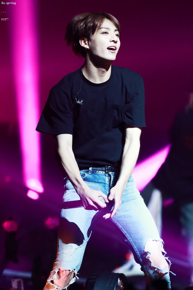 kookpiics's tweet photo. #JUNGKOOK #전정국 #정국 @BTS_twt https://t.co/kFeU0NgMa9