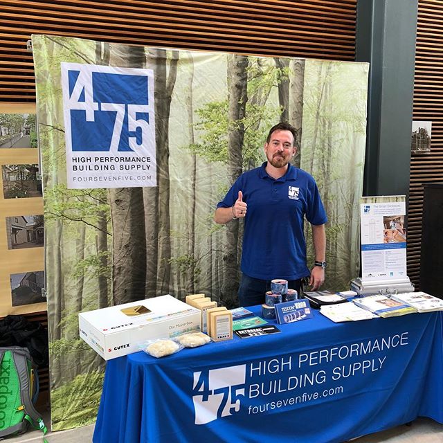 foursevenfive's tweet photo. Lucas and his matching booth at the well-attended nw.ecobuilding.guild / PHNW BETTER BUILDING ENCLOSURES event. If you didn’t catch him today, get in touch with loquaciousl to hear his description of the #SmartEnclosure
#greenthumbofapproval
#durable
#carbonnegative https://t.co/JCxcoLVq78