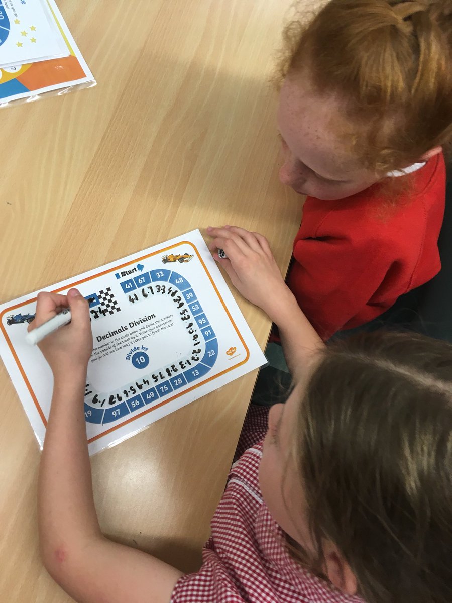 Hallglen_P5B's tweet photo. Station work today to go over division! We used different games and activities to help consolidate our learning #numeracygames #mathsontrack https://t.co/YWVpqQjaTV