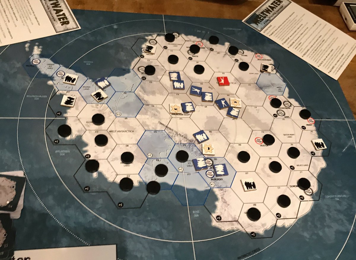 DNAmers's tweet photo. First play of @hollandspiele's #Meltwater, with the USSR resigning after 45min. Bonus points for identifying which player has a 6th-5th kyu Go ranking. https://t.co/kltmFlFArr