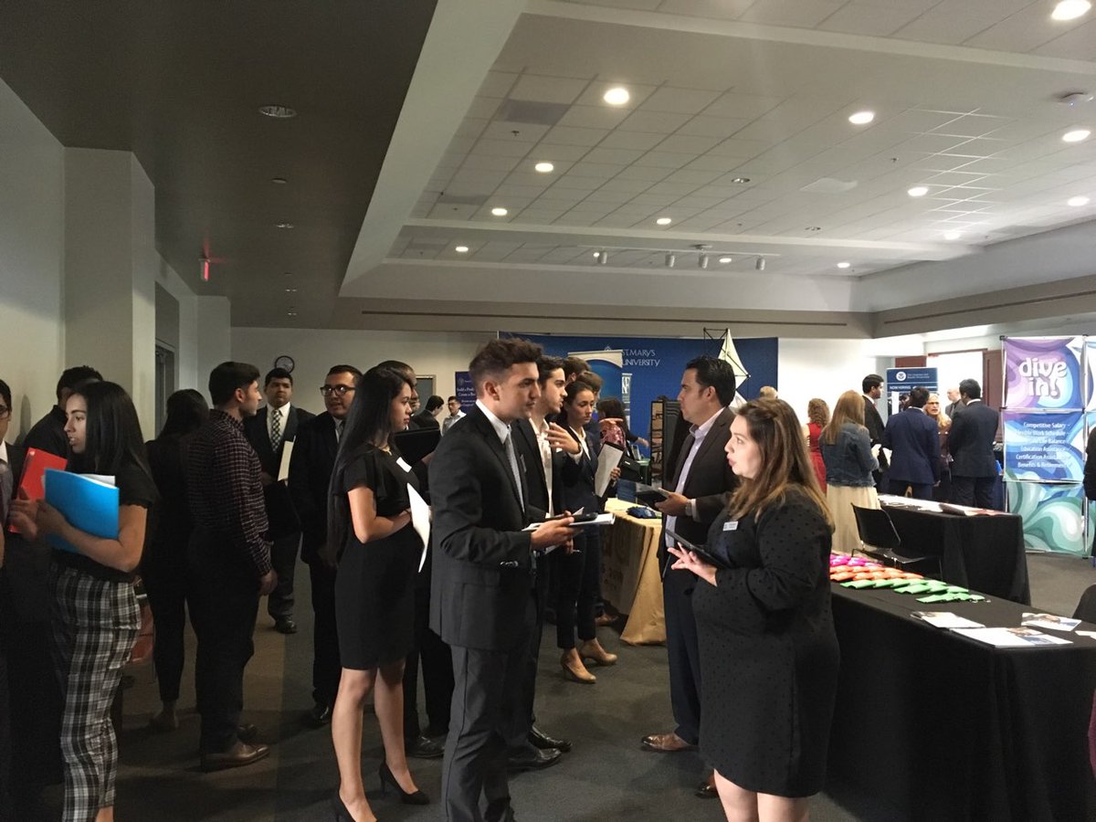 StMarysU's tweet photo. .@StMarysGSB students are filling up the Meet-the-Firms event. With over 35 companies ready to hire, there are a lot of opportunities to discuss. #BizWeek2018 #StMU https://t.co/vBMscR76ov