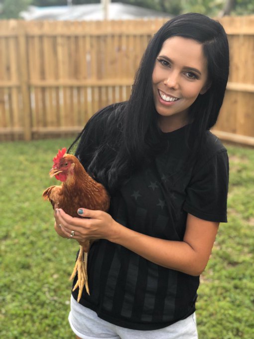 You guys!!!! Chickens have arrived. @iamracheljolley + I are new foster mamas to four super cute chickens<a class="tags" target="_blank" title="On Twitter" href="/?out=eyJ0eXAiOiJKV1QiLCJhbGciOiJIUzUxMiJ9.eyJpYXQiOjE3MjE1MDI2NTcsImlzcyI6InR3cG9ybnN0YXJzLmNvbSIsIm5iZiI6MTcyMTUwMjY1NywiZXhwIjoxNzUzMDM4NjU3LCJyZWRpcmVjdF91cmwiOiJodHRwczovL3R3aXR0ZXIuY29tL2lhbXJhY2hlbGpvbGxleSJ9.0QDrBj8NWudEmBshcATDOIEQQccqgpVQM-wP0S_jIR5fasaKRLzQYtJVNj_0Ea2ABpUFXns49aIYdbl0y1YnXg">@iamracheljolley</a><a href="/tag/vegan"class="tags"><span>#vegan</span></a><a href="/tag/rescue"class="tags"><span>#rescue</span></a><a href="/tag/adoptdontshop"class="tags"><span>#adoptdontshop</span></a>