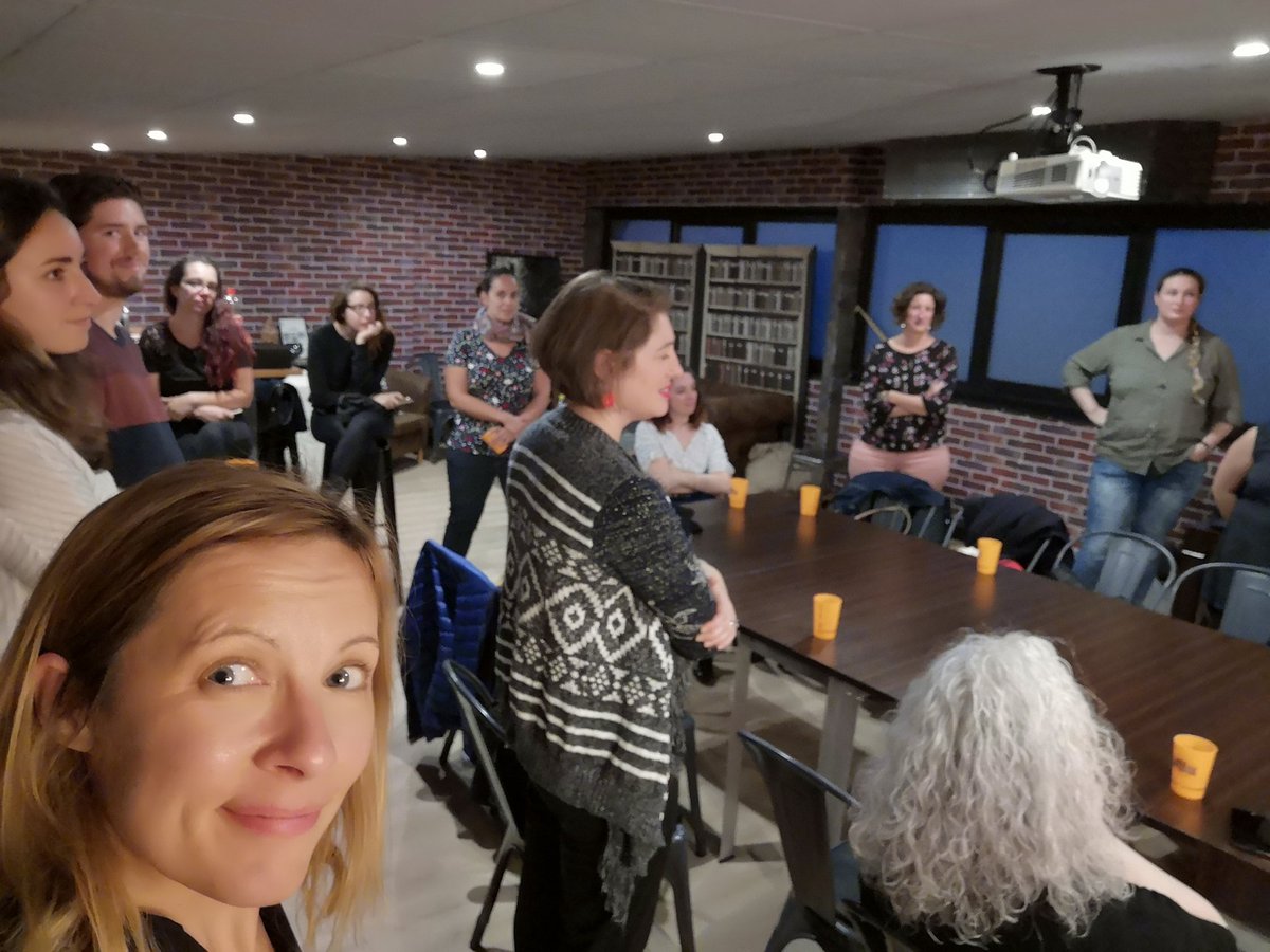 BlogJupette's tweet photo. Trop bonne soirée de rentrée tonight avec @LesBlogsdu44 😊 Ça fait trop plaisir de revoir les filles, papoter et découvrir de nouveaux Blogs ! Merci @EscapeHuntNTE pour l'accueil et RDV dimanche 😉 poke @BrevesAuFeminin @nanteswithlove 😘 https://t.co/uCcRSUqyR4