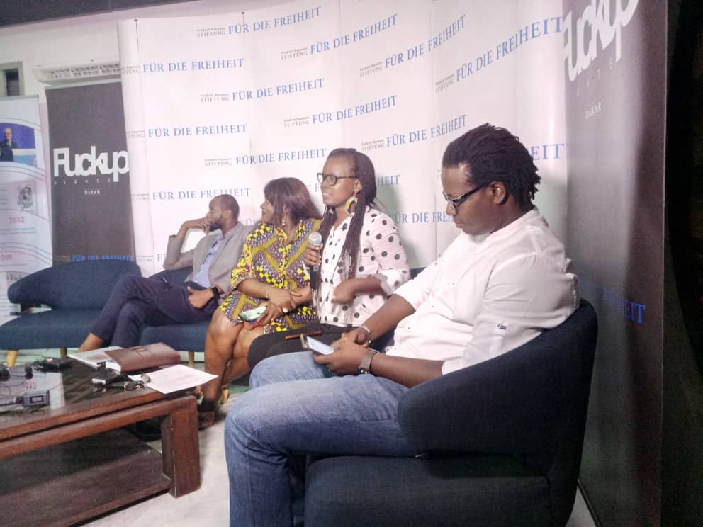 MadameDigitale's tweet photo. Echanges et partages d'experiences d'echecs et de rebonds a la Fondation Friedrich Naumann aujourd'hui lors du #FuckUpNightDakar 
#Entrepreneur
#Senegal
#Dakar
#Startup https://t.co/rSotLFYHz8