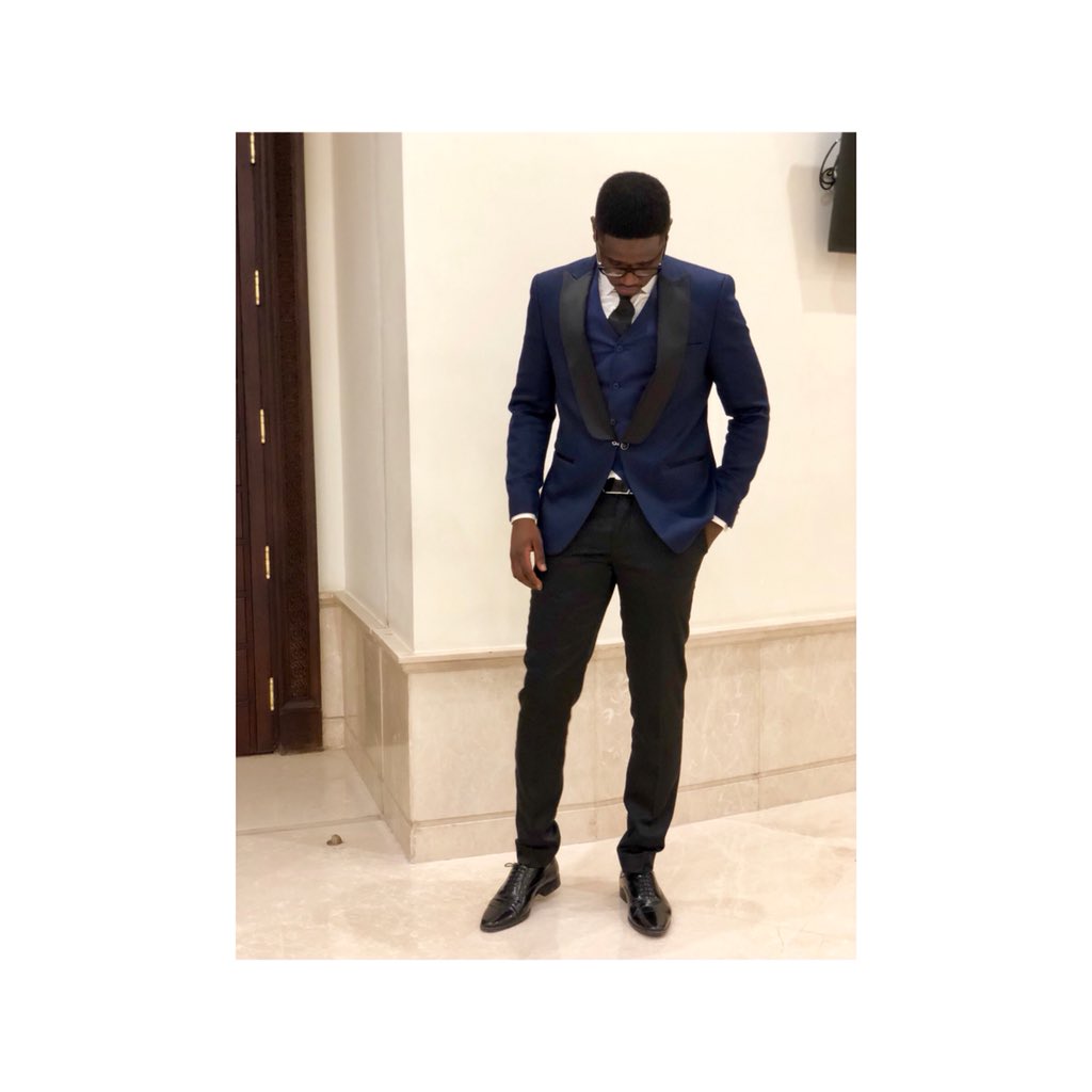aduu_d's tweet photo. I finished uni, I did not let uni finish me.
AlhamdulillAh 🙏🏾🎉🎊 19-09-18 https://t.co/4F65y0TY7C