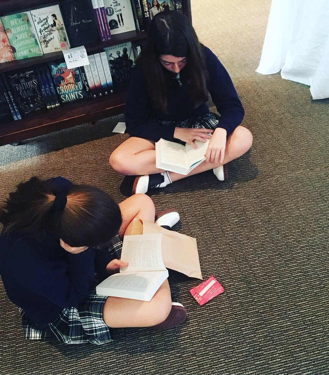 ashlibrary_ms's tweet image. Middle School had an AMAZING time at the #bookfair this week!! @ASHRosary