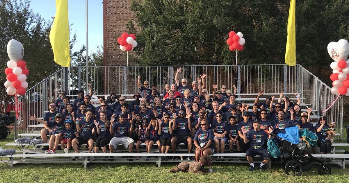 CSX's tweet photo. Congratulations to the 100+ walkers from #TeamCSX who helped raise money for the @American_Heart during the 2018 First Coast Heart Walk. The walk has raised more than $1.6 million to help fight heart disease and stroke! https://t.co/GRR63c2NLu