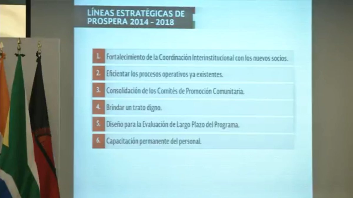 SP_Gateway's tweet image. #SPorgLivestream: @JGutierrezCasas pointed out the objective, in the long run, was to break generational transfer of poverty. The short-term objectives are aimed to adapt to the current situation to create new strategic lines. #SocialProtectionWeekMx #GlobalAlliancesSP
