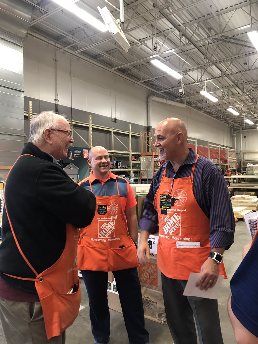 Christina Larson tweet media