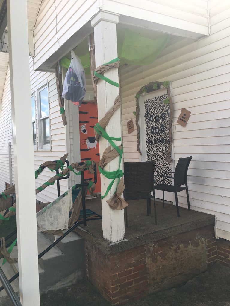 ann1967smith's tweet photo. HOCO Door Decorations-TCCHS Smith’s senior boys advisory! Catch the Panthers!!! #studentlifecenter #💙🐯🏈 @TCCHS_tccentral @tim_gallahar @TCCHS_TIGERS https://t.co/feBhdwFDfd