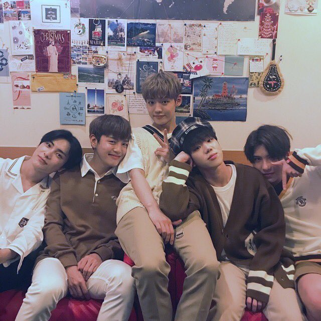 prkjunhees's tweet photo. #500DaysWithACE I literally love all these boys to death they’ve made me 10x happier, thank you so much for existing!!!!! https://t.co/1pa2KGRcFh