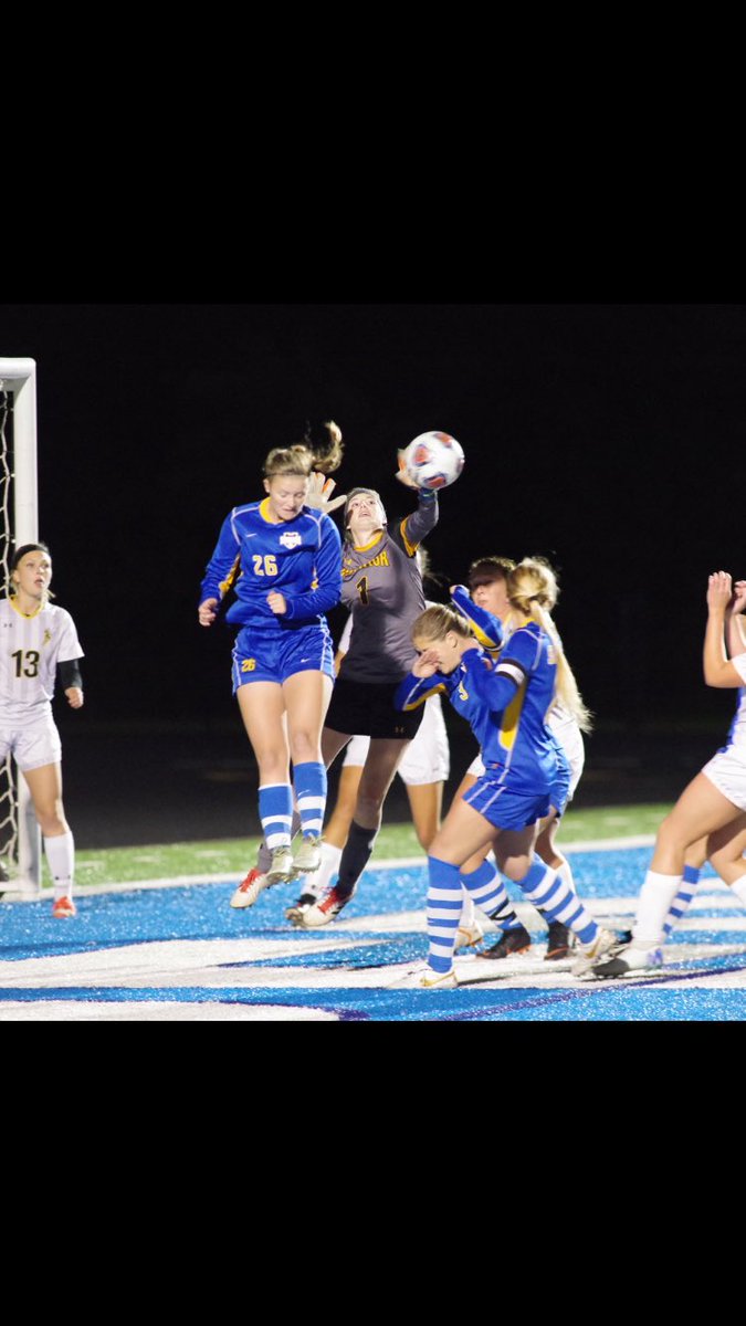 CSSWSoccer's tweet photo. Dabbing on game day! We take on Macalester @7:30 tonight! #SaintsNation https://t.co/E2c3tl40Kk