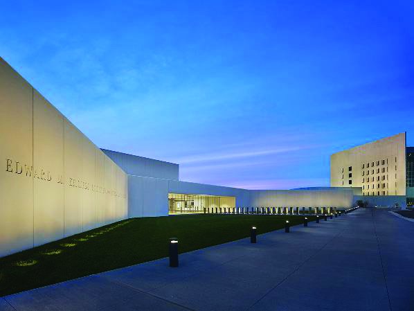 EMKInstitute's tweet photo. The Institute is looking forward to welcoming guests tonight as we recognize Jack Connors, Jr. with the inaugural Edward M. Kennedy Institute Award for Inspired Leadership. #emkdinner18 https://t.co/nfLffjDYnp