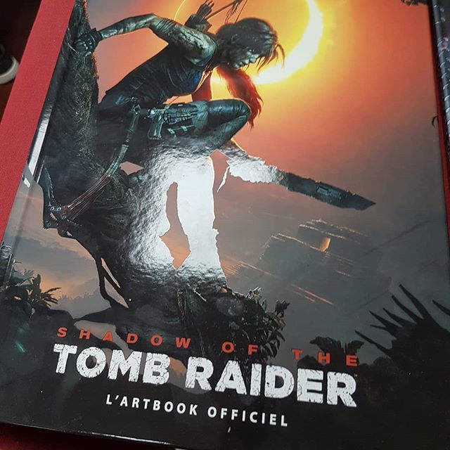 TVHLAND's tweet photo. Artbook de #tombraider chez @404editions #pcd2018 @popculturedays https://t.co/ypg03lBRh3 https://t.co/binzKNXMzA