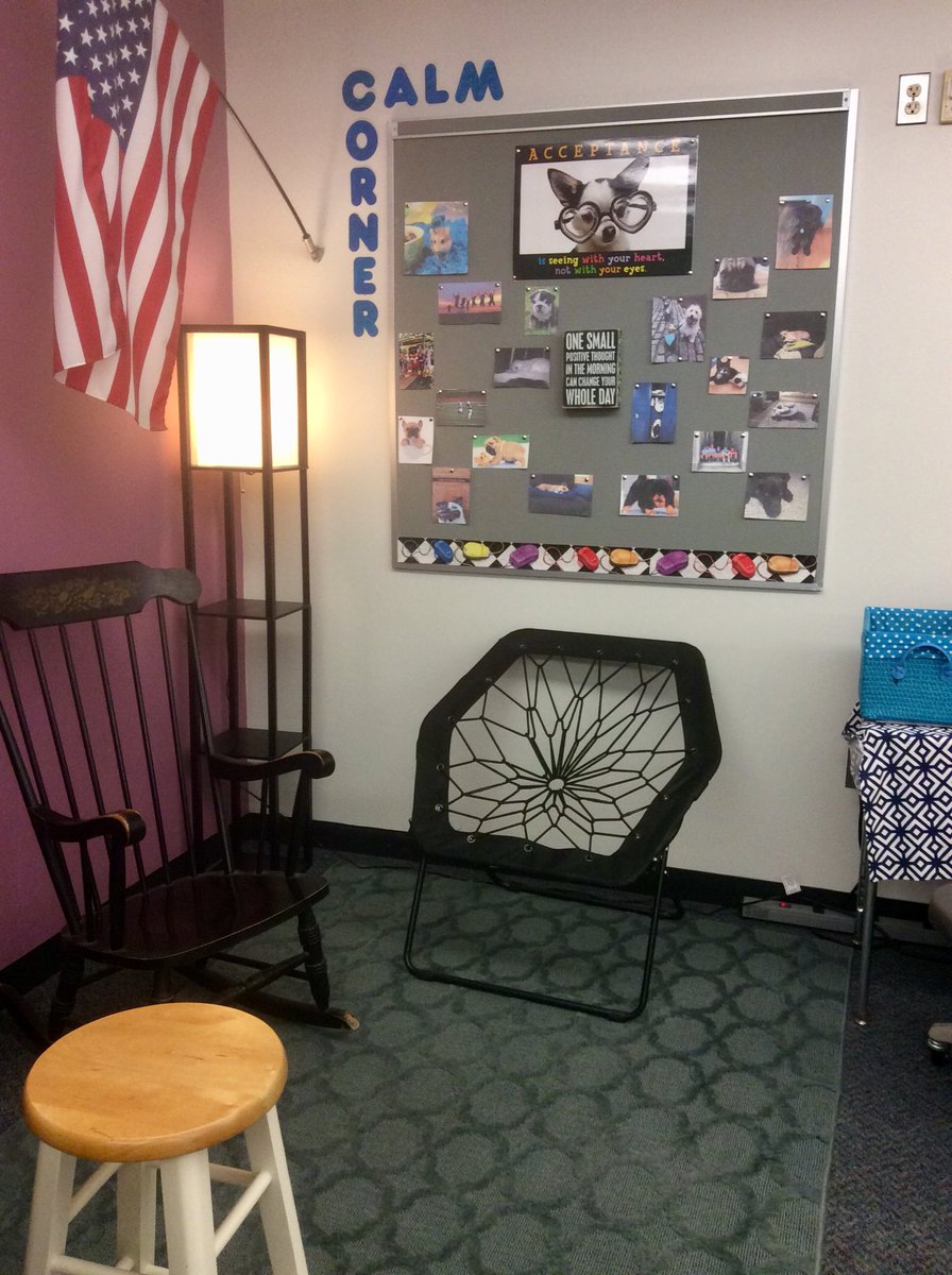 LMatthews221's tweet photo. Student pics are up in this year's Calm Corner! :) @happyblakers #bmsed #medfieldprojecthappiness https://t.co/JVPMGm5f2S