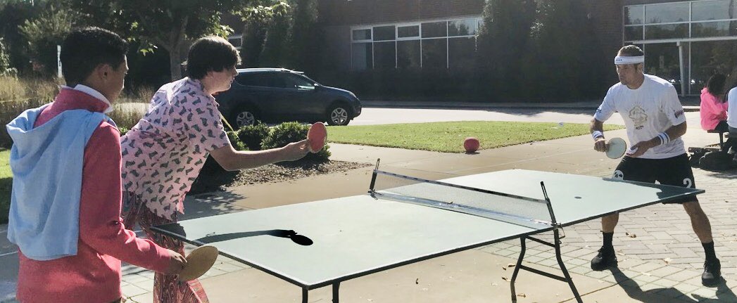 intramuralsCGHS's tweet photo. Chilli Challange, 4 Square, Table Tennis, Label Making on #TBT #OnlyAtGibbons #CGSpiritWeek18 https://t.co/WOxwN2vVXu
