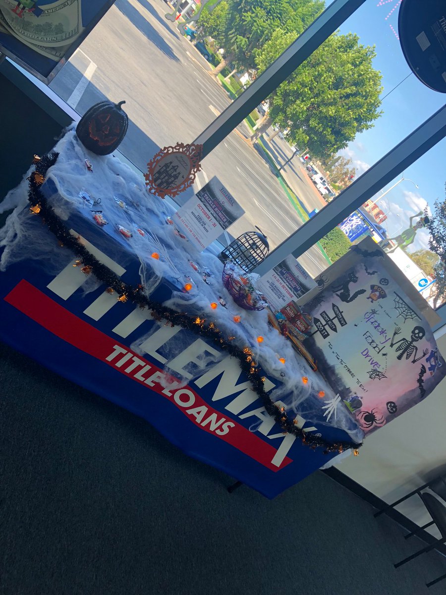 Titlemax of Garden Grove is all set up and ready to help💙❤️ ! #TMXCares #TMXFamily #tacklehunger @NBAXTERD30 <a href="/OBielss/">Gabes</a>