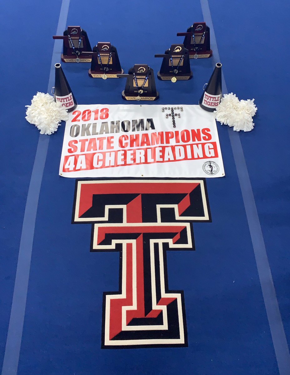 TuttleCheer's tweet photo. “You make your mark by being true to who you are and letting that be your staple.” -Kat Graham 🐯❤️ #wearetuttle #faithin5 https://t.co/j8IUMYTnAV