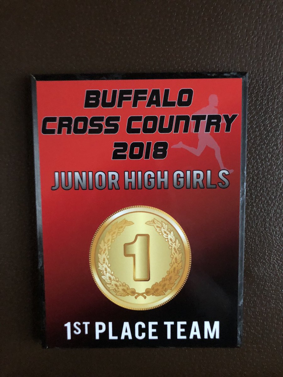 BransonJHXC's tweet photo. Our ladies take 1st at the Buffalo invite les by a 1-2 punch of Avery Webber and Jordyn Wall #BeGreat https://t.co/Muz3TjFIPY